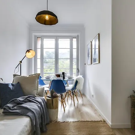 Elegant 3bed 2bath In Central 리스본